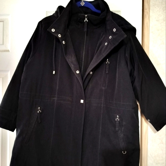 Liz Claiborne Woman's Black Jacket Size 1X with Hoodie Zipper Front - Picture 2 of 7